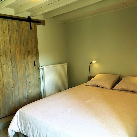 B&B Le Nid D'Hirondelle Houffalize Eksteriør billede
